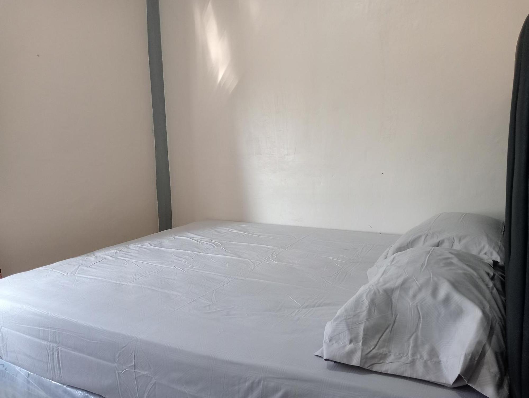 Yusilver Guest House Labuan Bajo Buitenkant foto